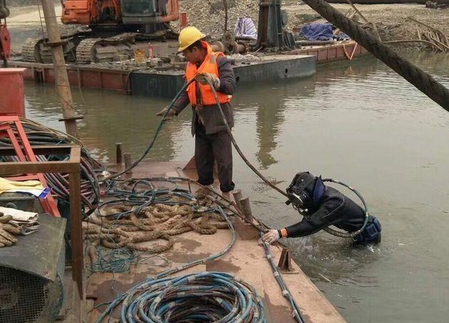 五台潜水封堵打捞